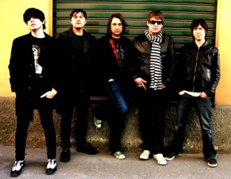 1235846271_charlatans-artist-page