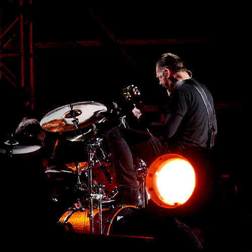 metal-2 metal-2